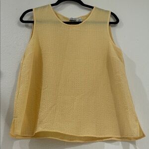 Chic Yellow Sleeveless Blouse